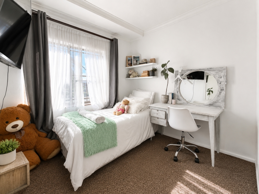 3 Bedroom Property for Sale in Stellenryk Western Cape